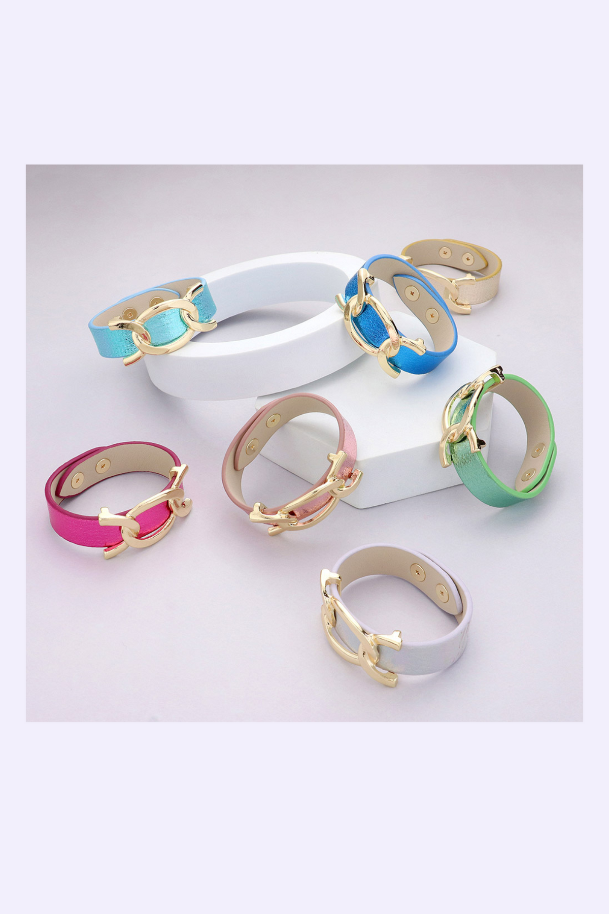 Faux Sparkle Leather Metal Link Accented Snap Bracelet