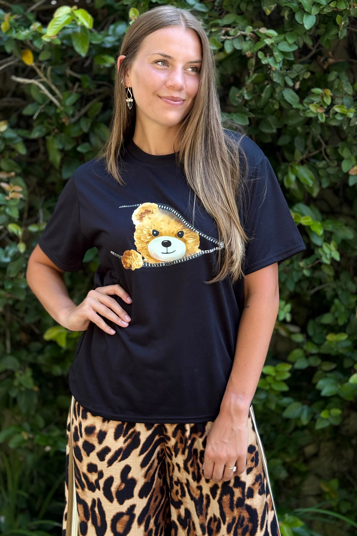 Zip Peek Teddy Graphic Tee in Black