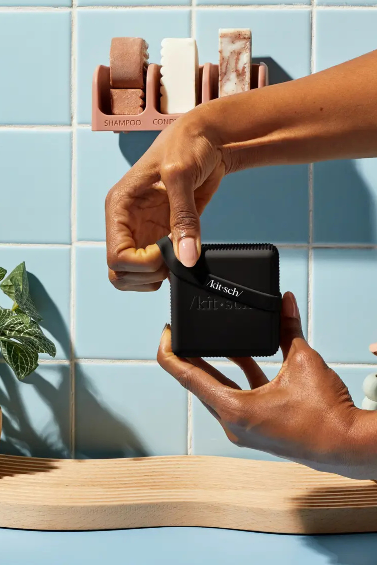 Eco-friendly Kitsch travel organizer with two compartments