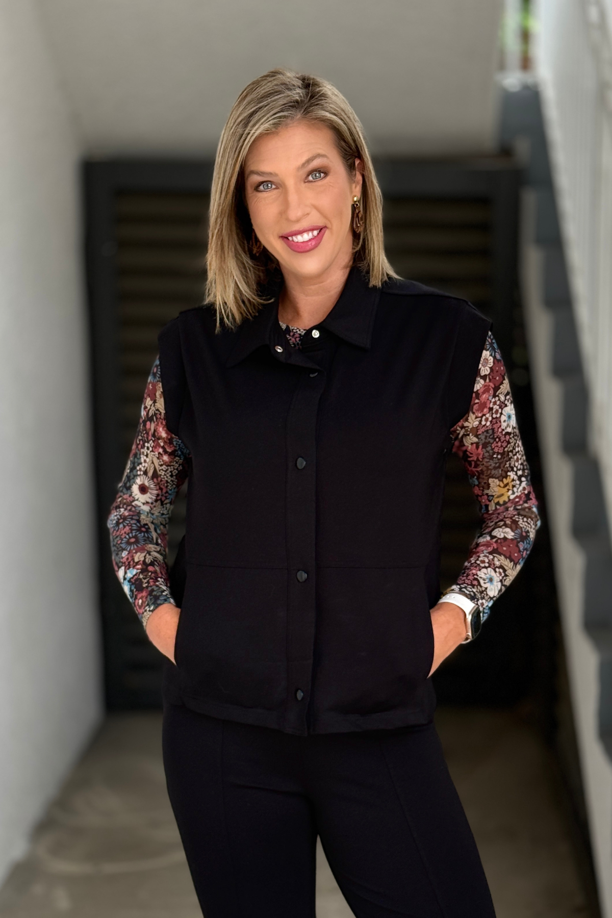 A La Carte black vest paired with matching Thin Her black pants
