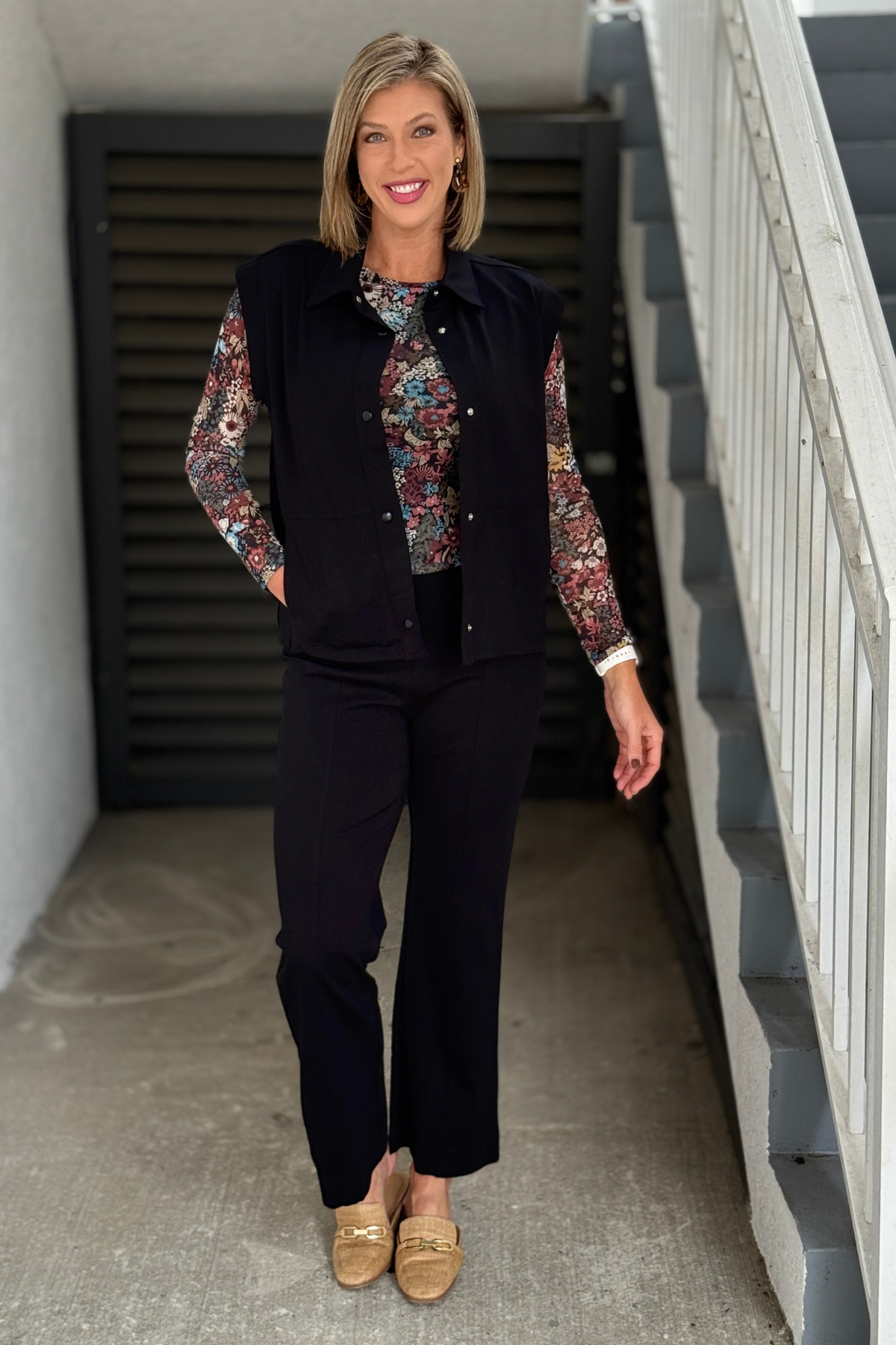 A La Carte Thin Her black pull-on wide leg pant front view