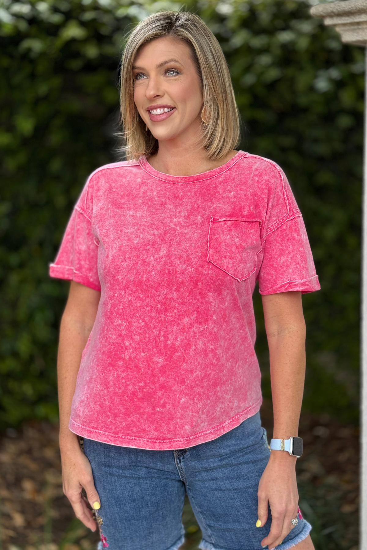 oral vintage wash t shirt exposed seams detail