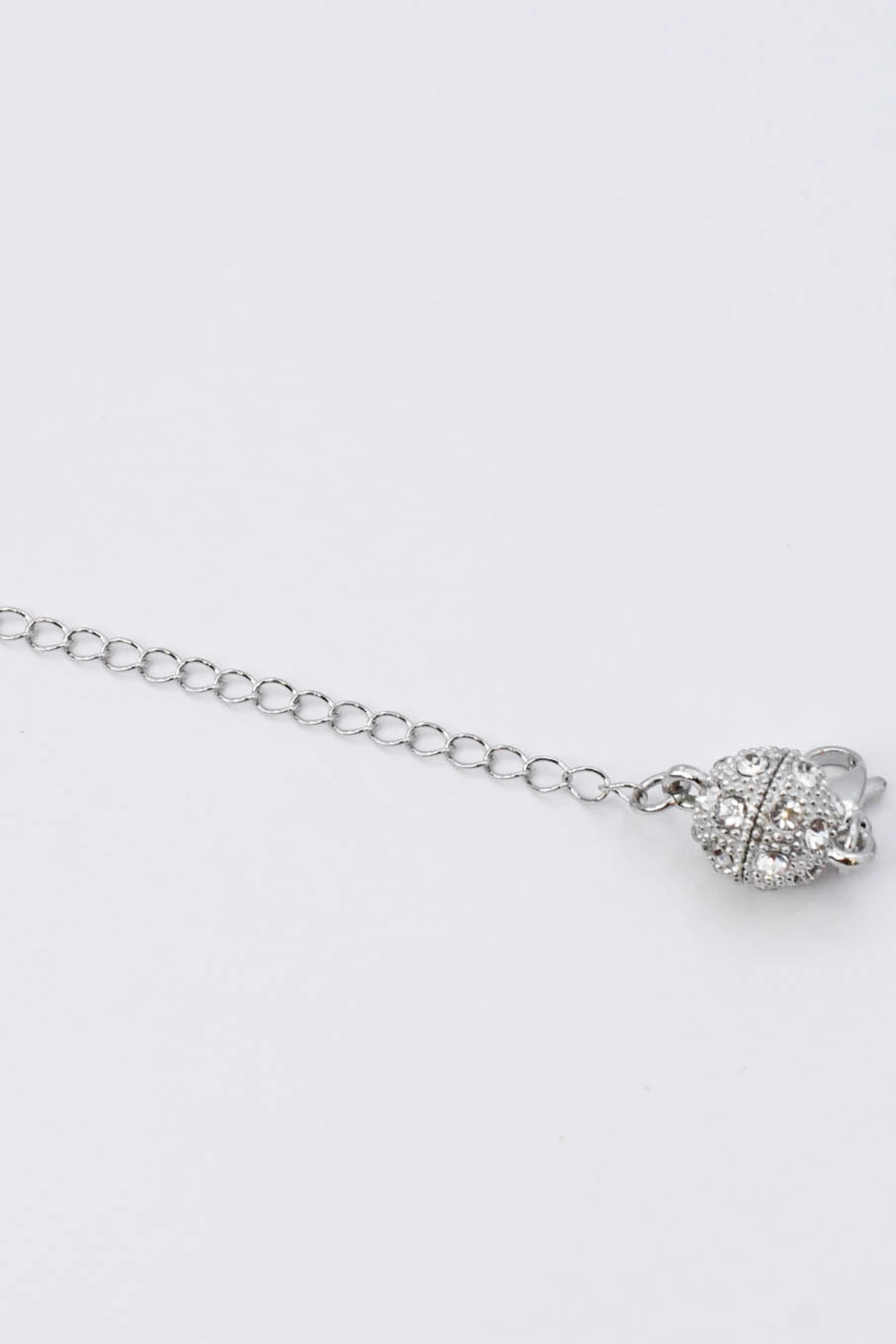 The Silver Magnet Extender