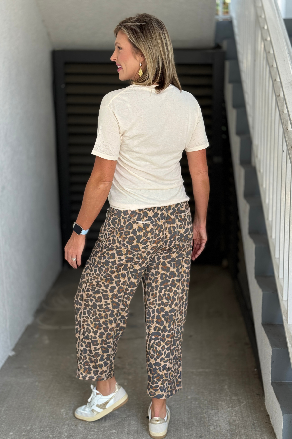 Women’s relaxed leopard pull-on pants