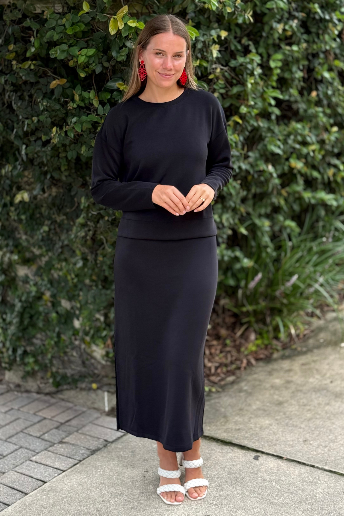 The Fall Into Effortless Dress Set in Black