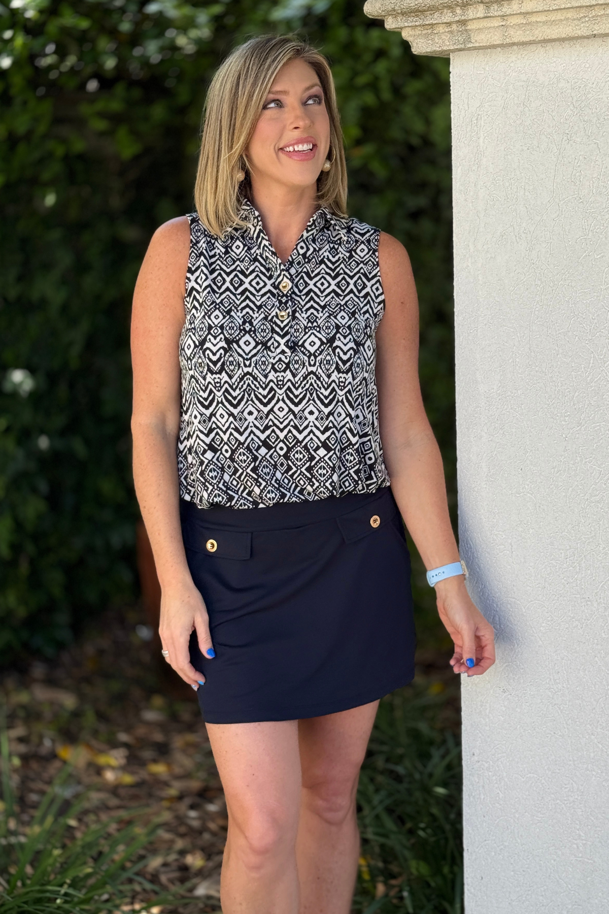 wrinkle free black and white summer top
