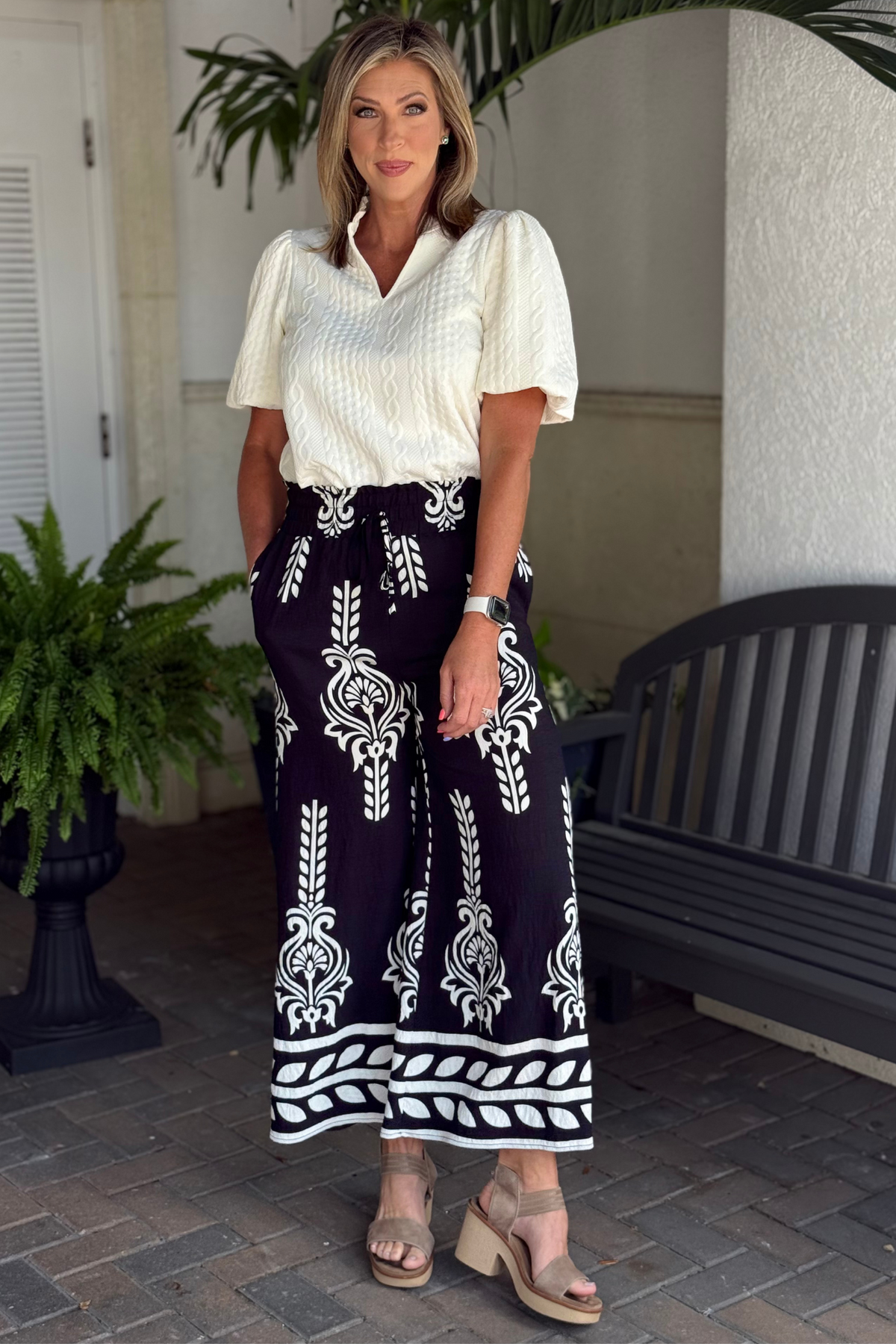 The Zaria Flow Pant in Black