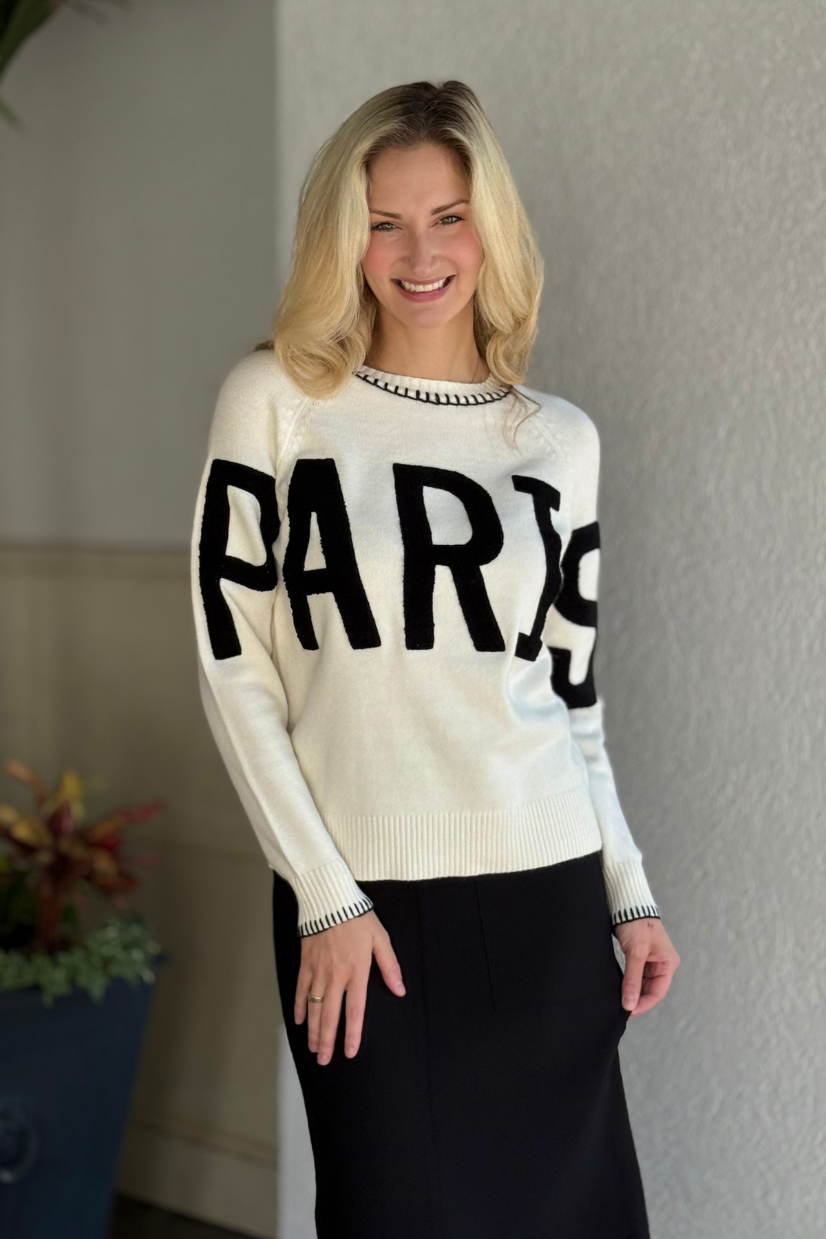 Chic, textured, and effortlessly polished—Charlie B’s Paris Bouclé Sweater brings European flair to your fall wardrobe.
