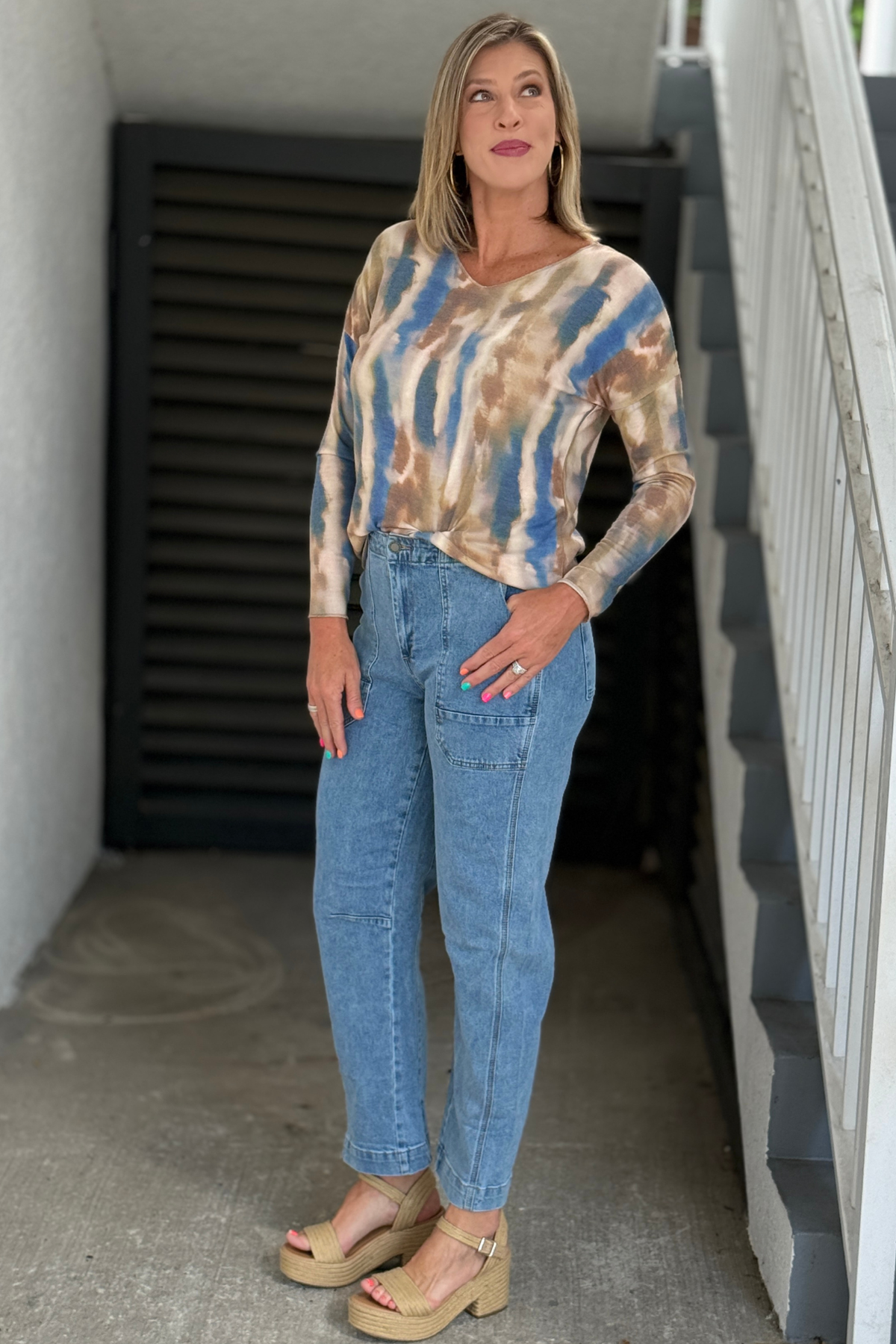 Women’s Charlie B barrel leg jeans with front patch pockets