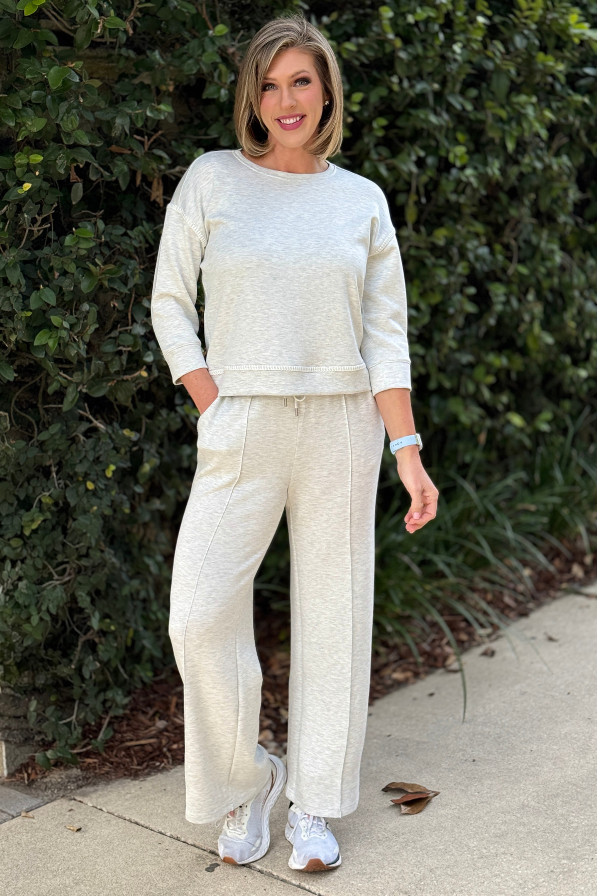 Charlie B Soft Scuba Wide Leg Jogger Pants – Heather Light Grey