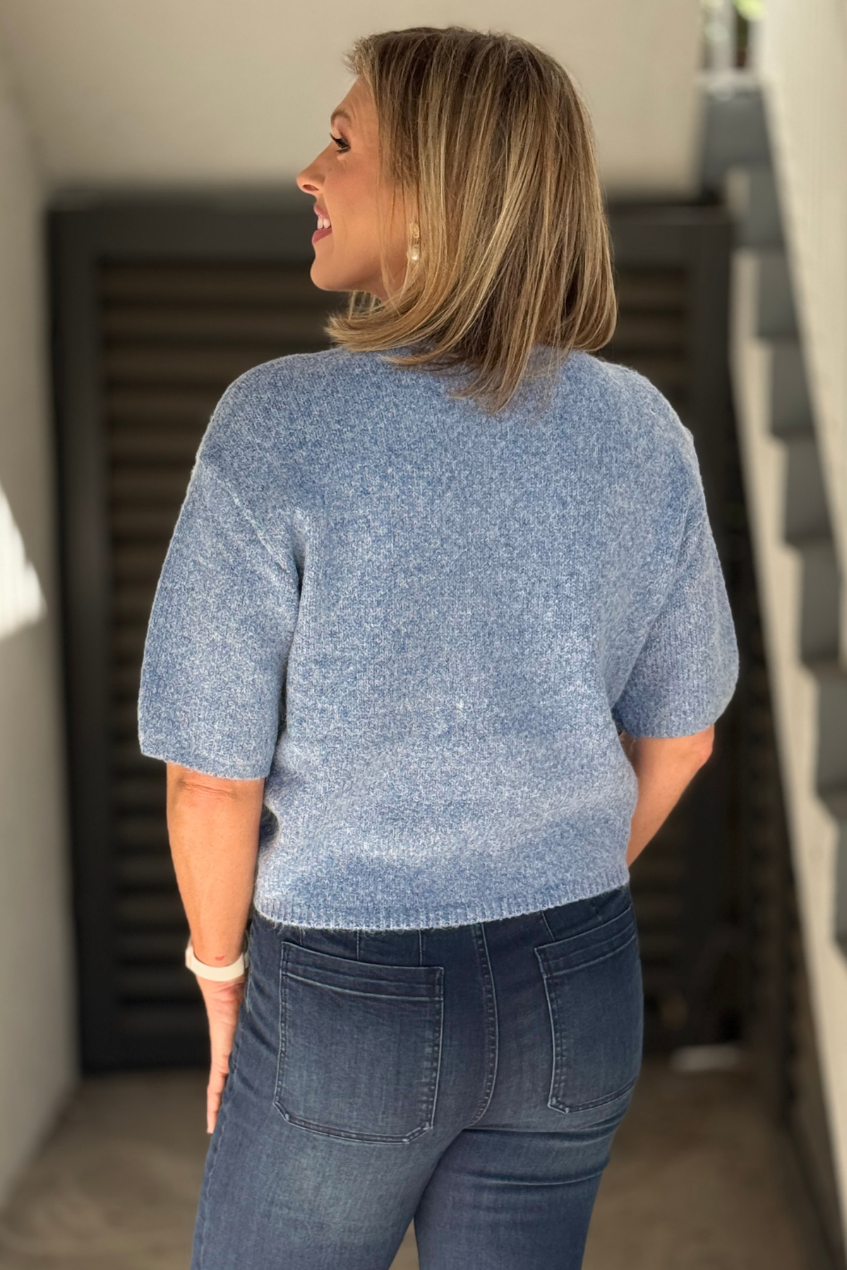 Women’s blue crew neck balloon sleeve sweater