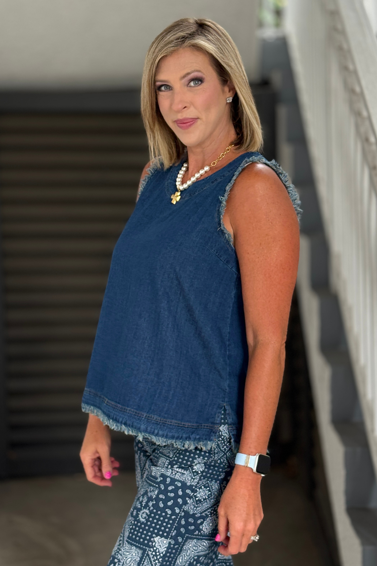 Frayed hem denim tank top