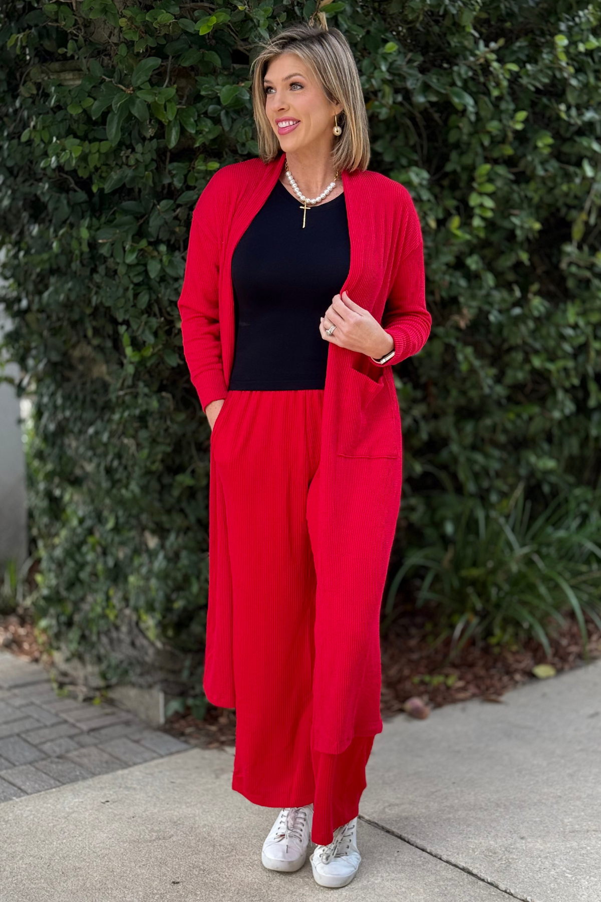 TPN The Travel Cozy Cardigan Set – Red