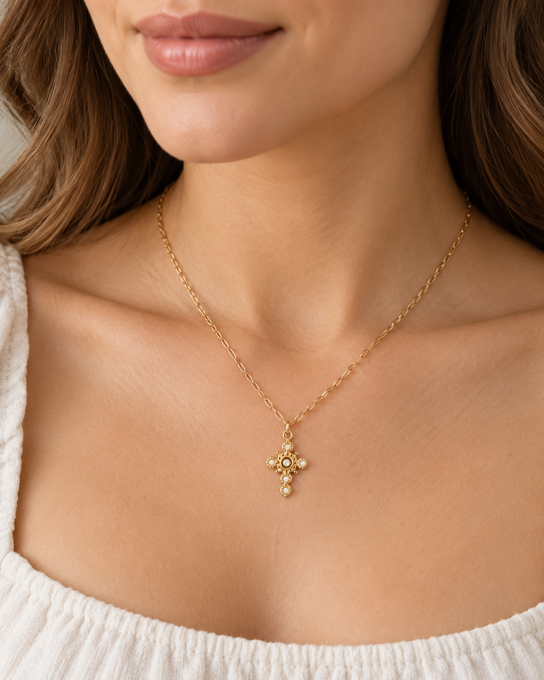 Dainty Vintage Cross Pendant Necklace – Gold