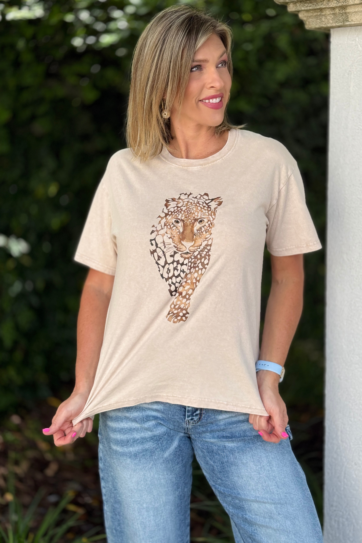 Boutique animal graphic t-shirt paired with cuffed denim