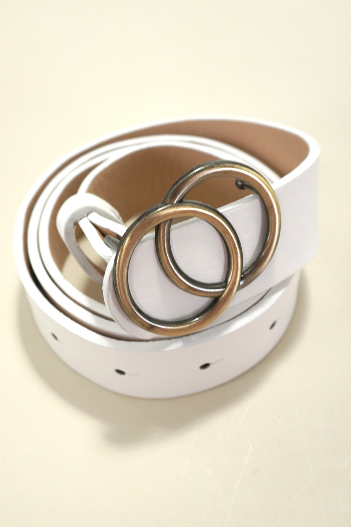 white faux leather belt with double o buckle
