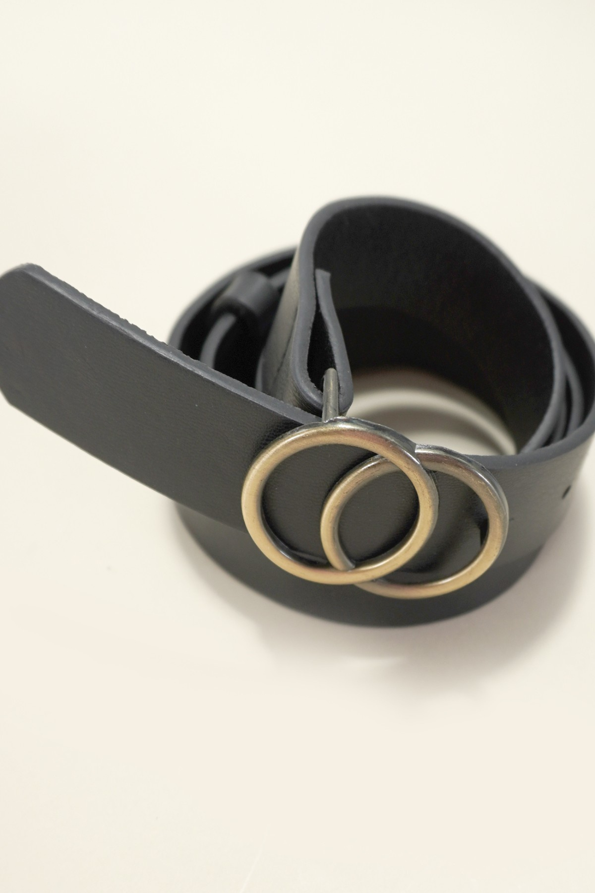 double o buckle faux leather belt black