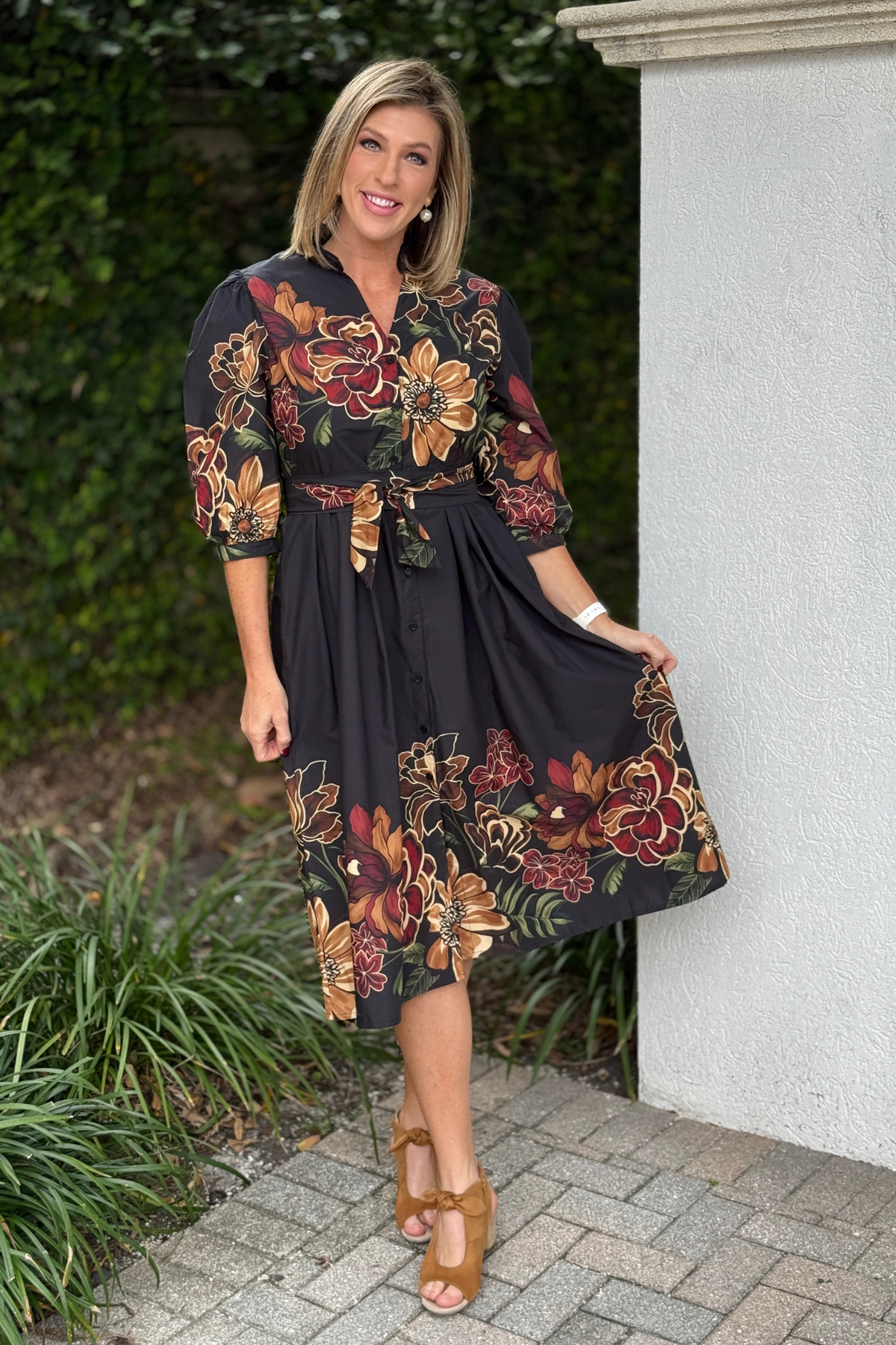 Zenara Elowen floral cotton midi dress in black and burgundy
