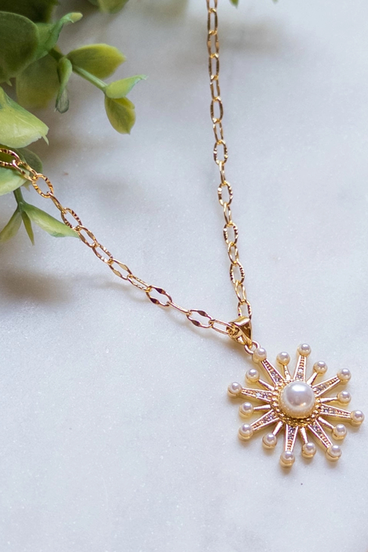 The Golden Glow Pearl Burst Necklace