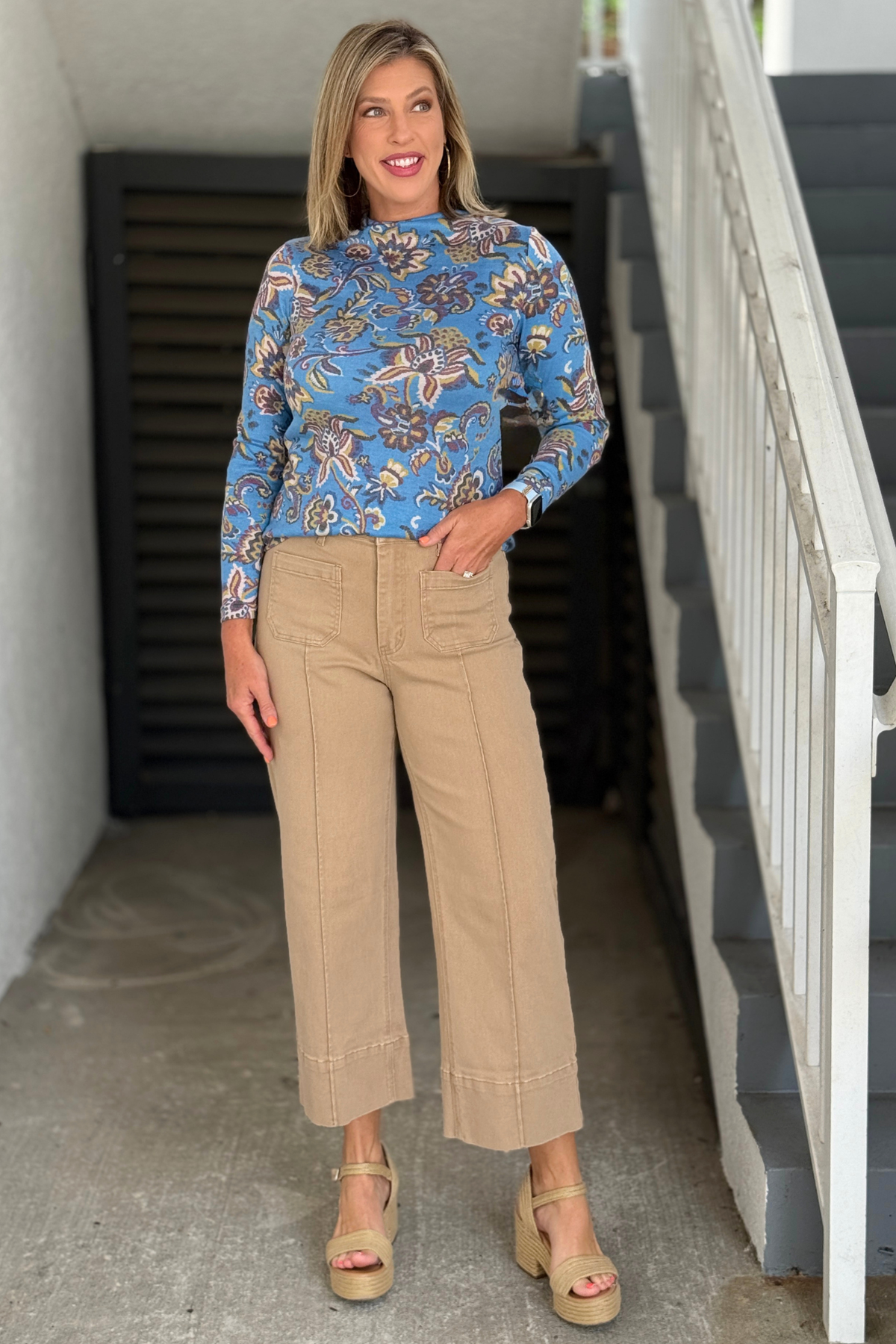 Camel cropped wide leg pants with front patch pockets