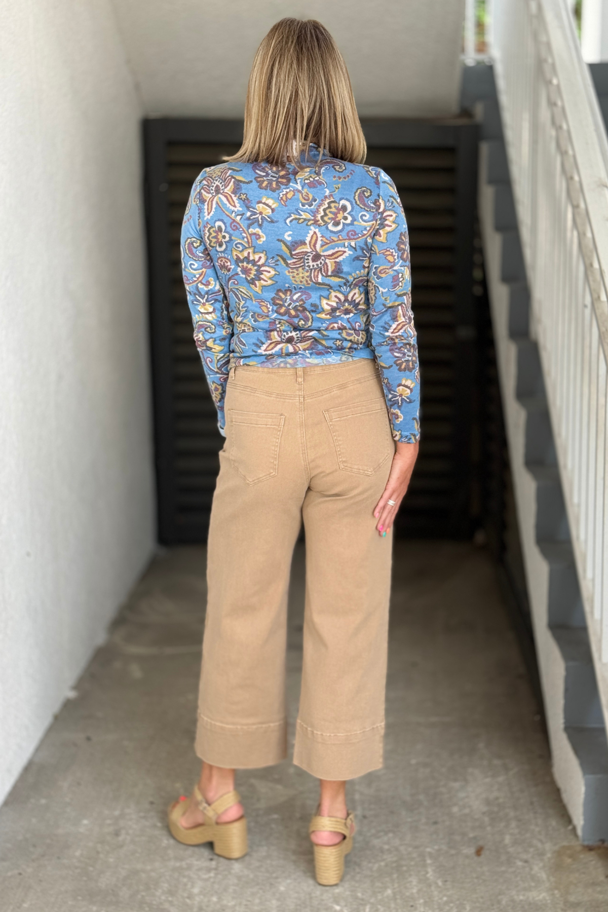 Camel front seam cropped pants with wide hem detail