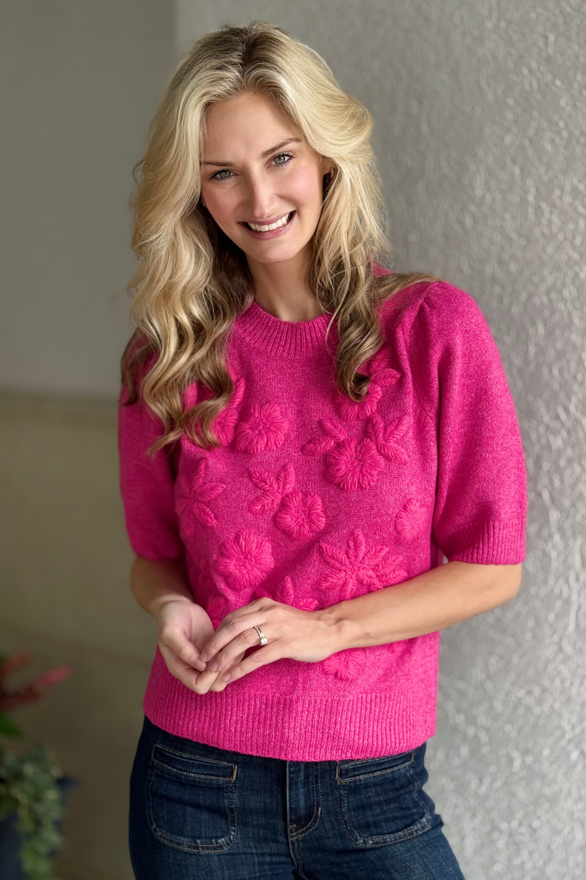 Floral Appliqué Puff Sleeve Sweater Top in Pink