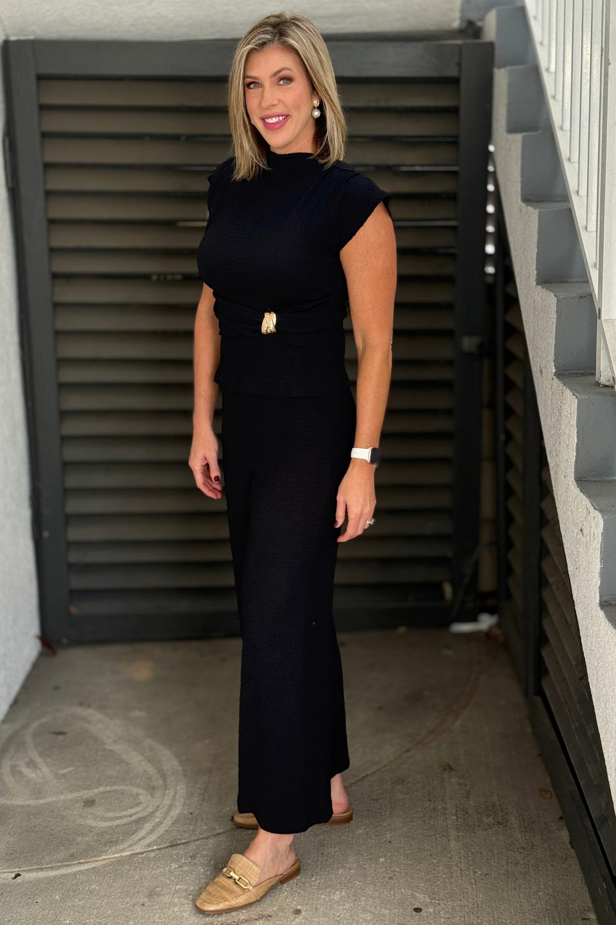 Black textured pants with elastic waistband