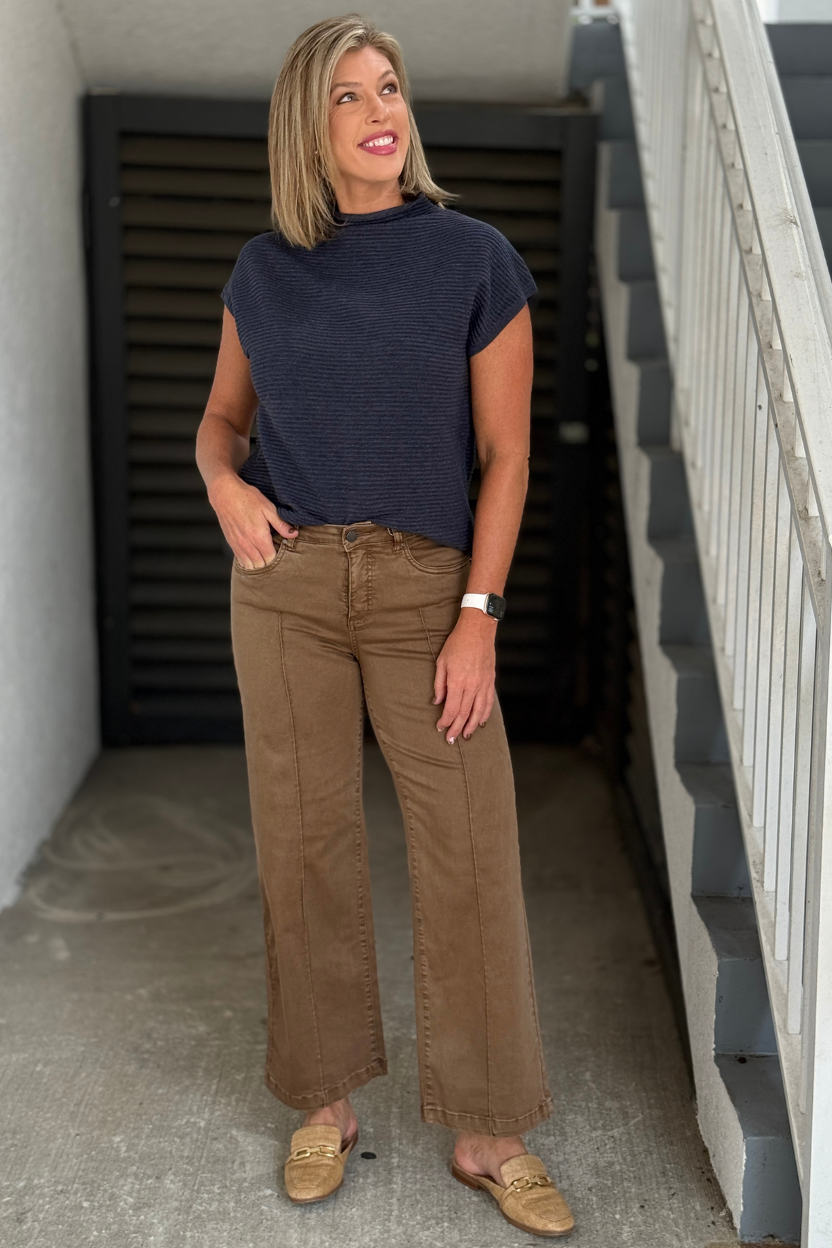 FDJ Olivia Wide Leg Denim in Maple front view