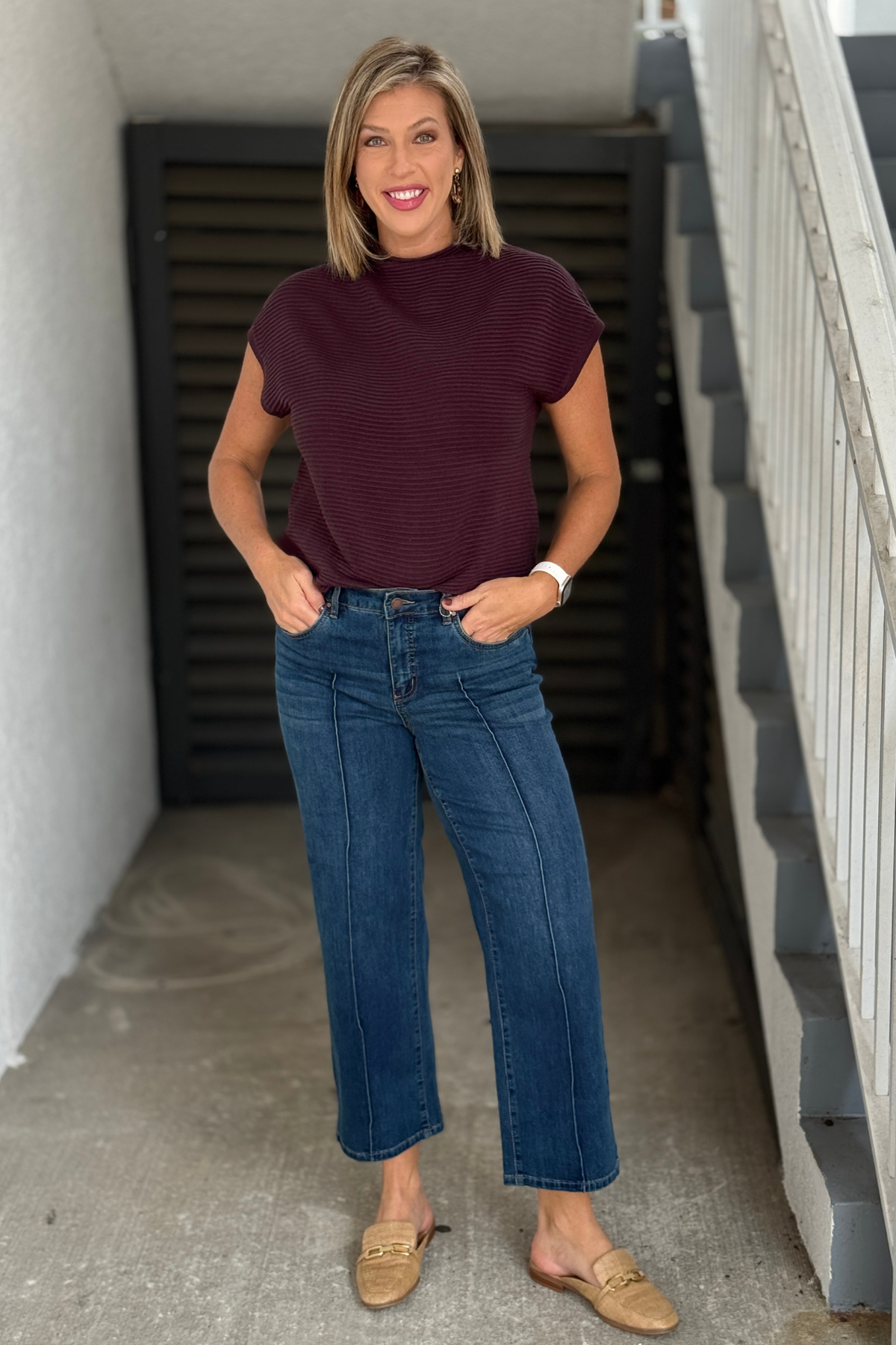 Women’s FDJ dark indigo mid-rise wide ankle jeans