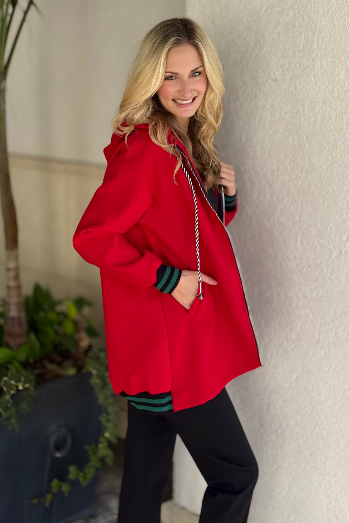 Relaxed fit contrast trim hoodie