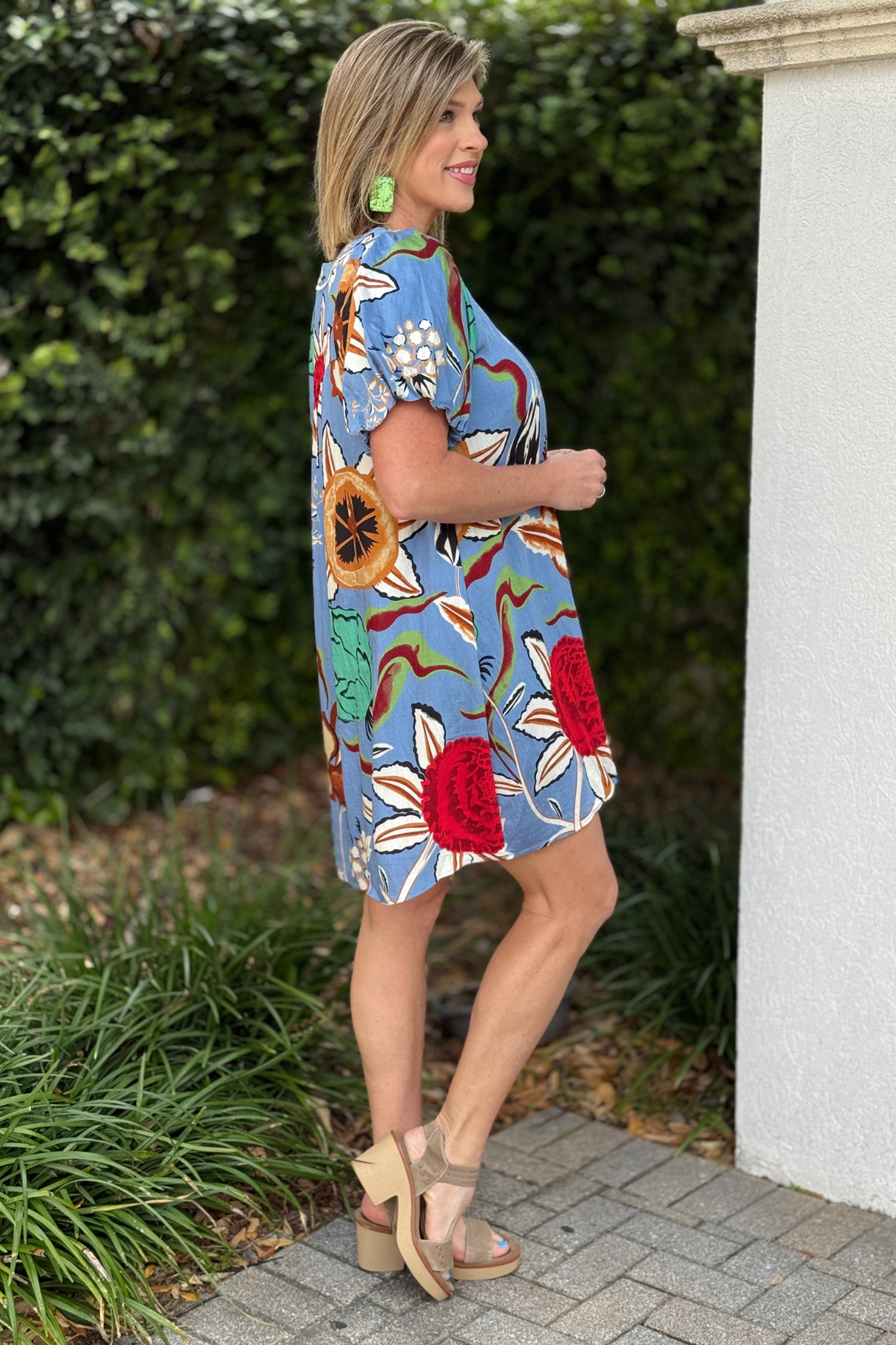 Women’s relaxed fit blue floral dress