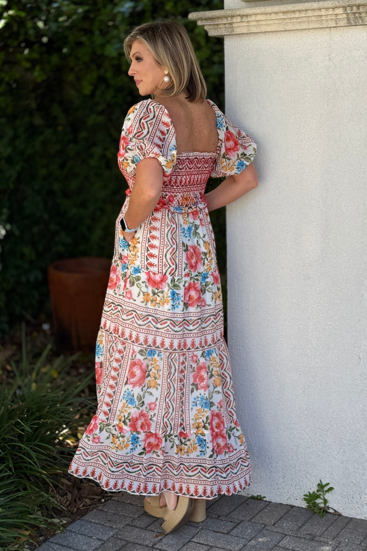 boho casual maxi dress styled outfit