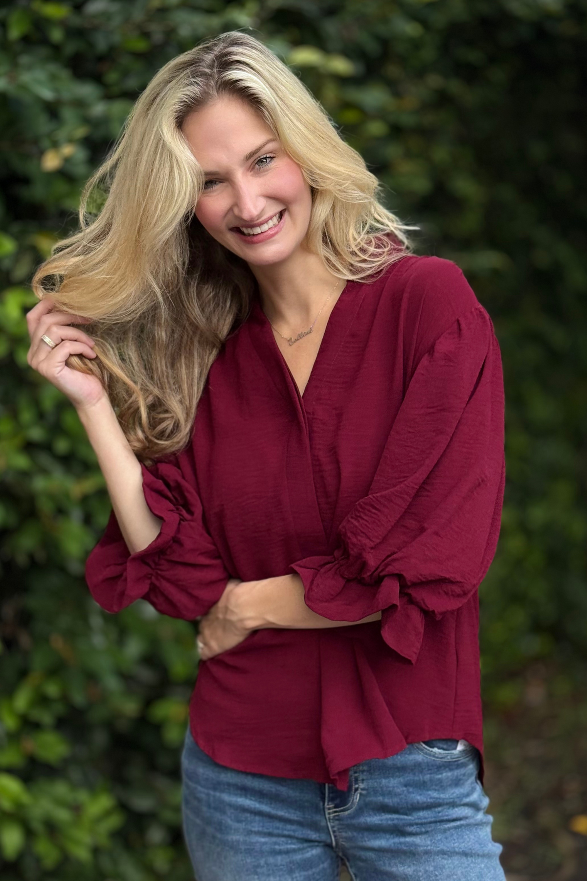 Model wearing chic balloon sleeve blouse with 3/4 gathered sleeves – Chic Essence Top