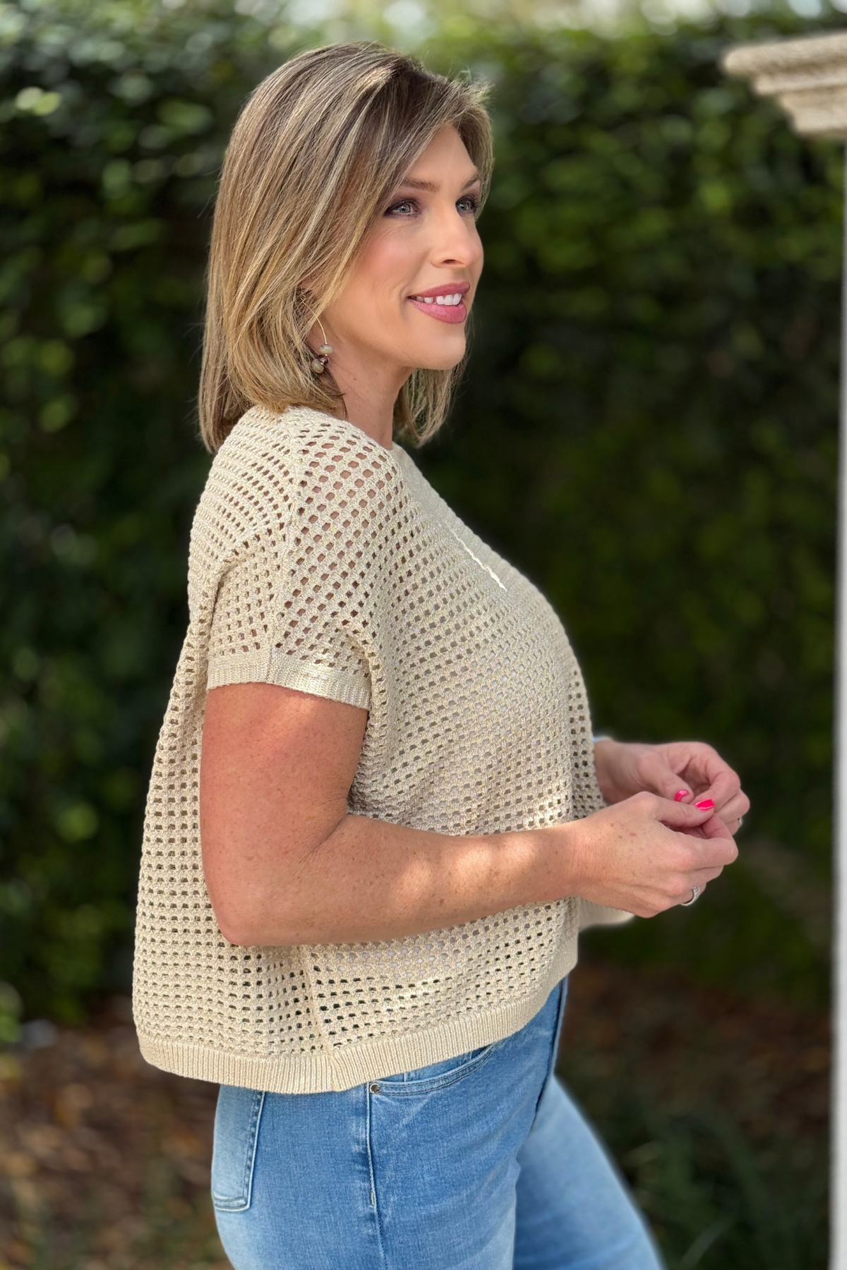 Breathable gold knit boutique top