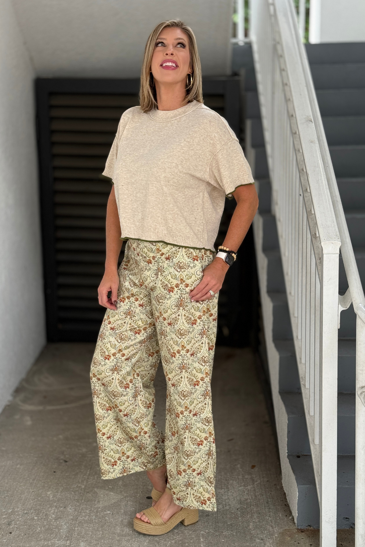 Printed wide leg pants with elastic back waistband and pockets