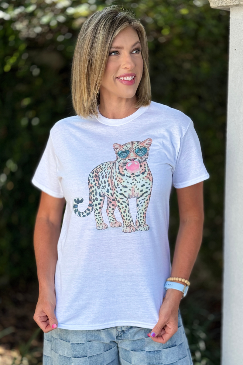 White graphic tee with leopard sunglasses and bubble gum design