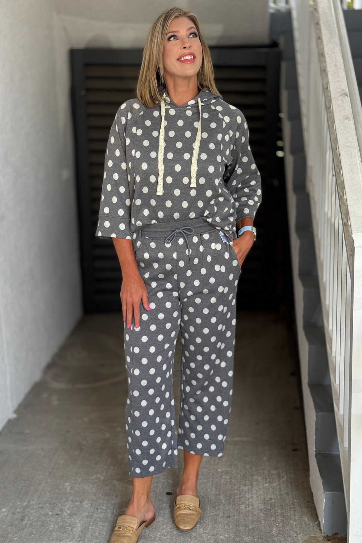 Casual two-piece polka dot outfit