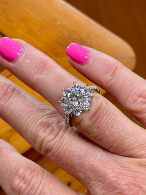 The Starburst Luxe Ring