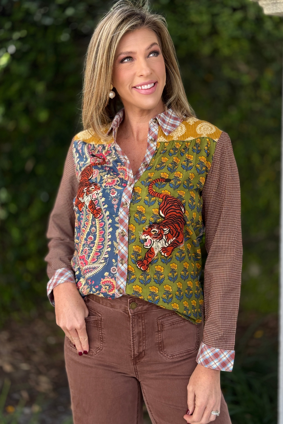 Ivy Jane Tiger Embroidered Patchwork Oxford Shirt in Navy Multi