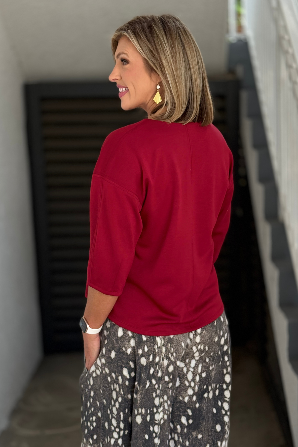 Women’s burgundy transitional fall top