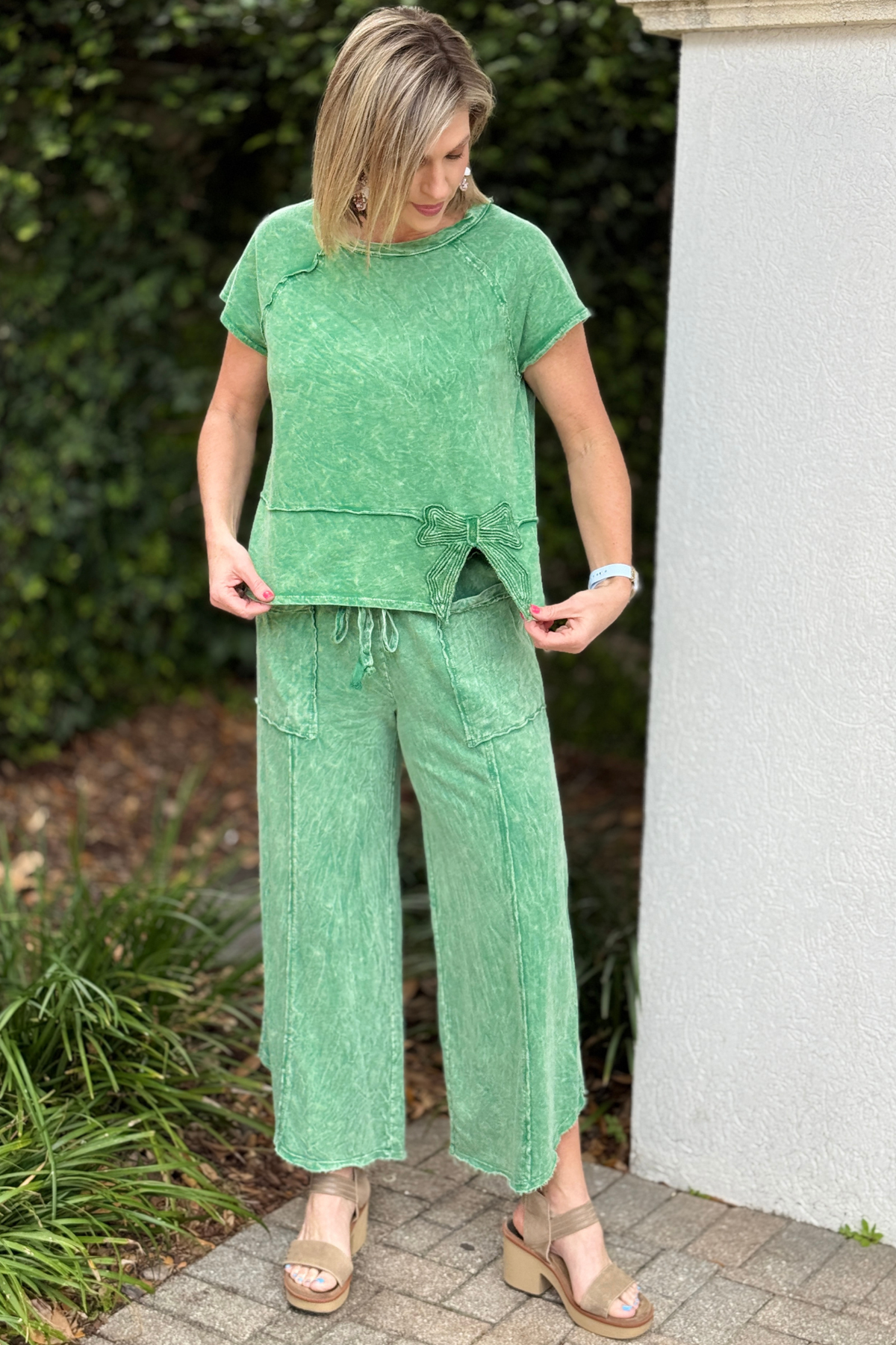 Mineral washed bow trim front slit top and matching pants