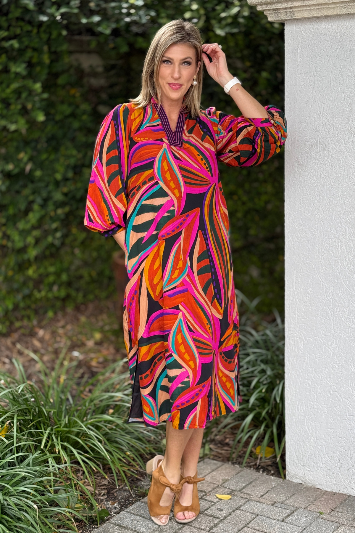 Women's black multicolor abstract midi dress with balloon sleeves