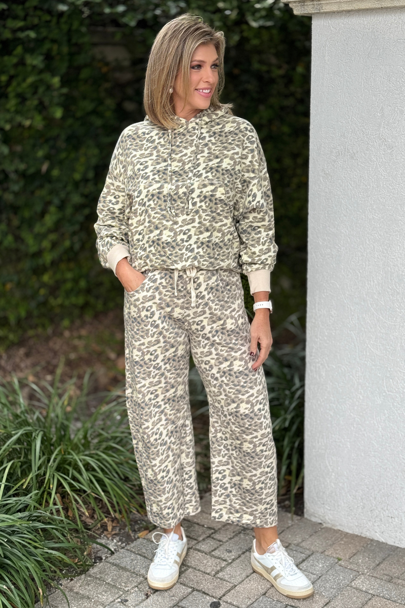 Neutral animal print two piece casual set with sneakers