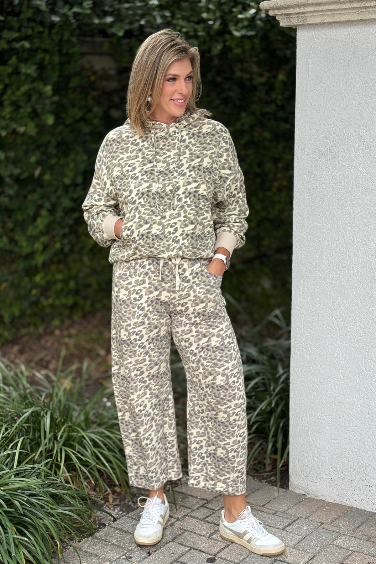 Women’s leopard oversized hoodie with matching barrel pants