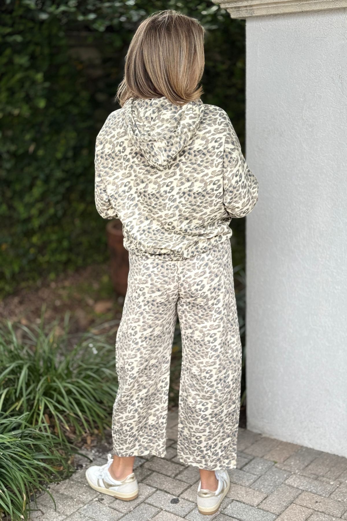 Women’s neutral leopard travel and weekend matching set