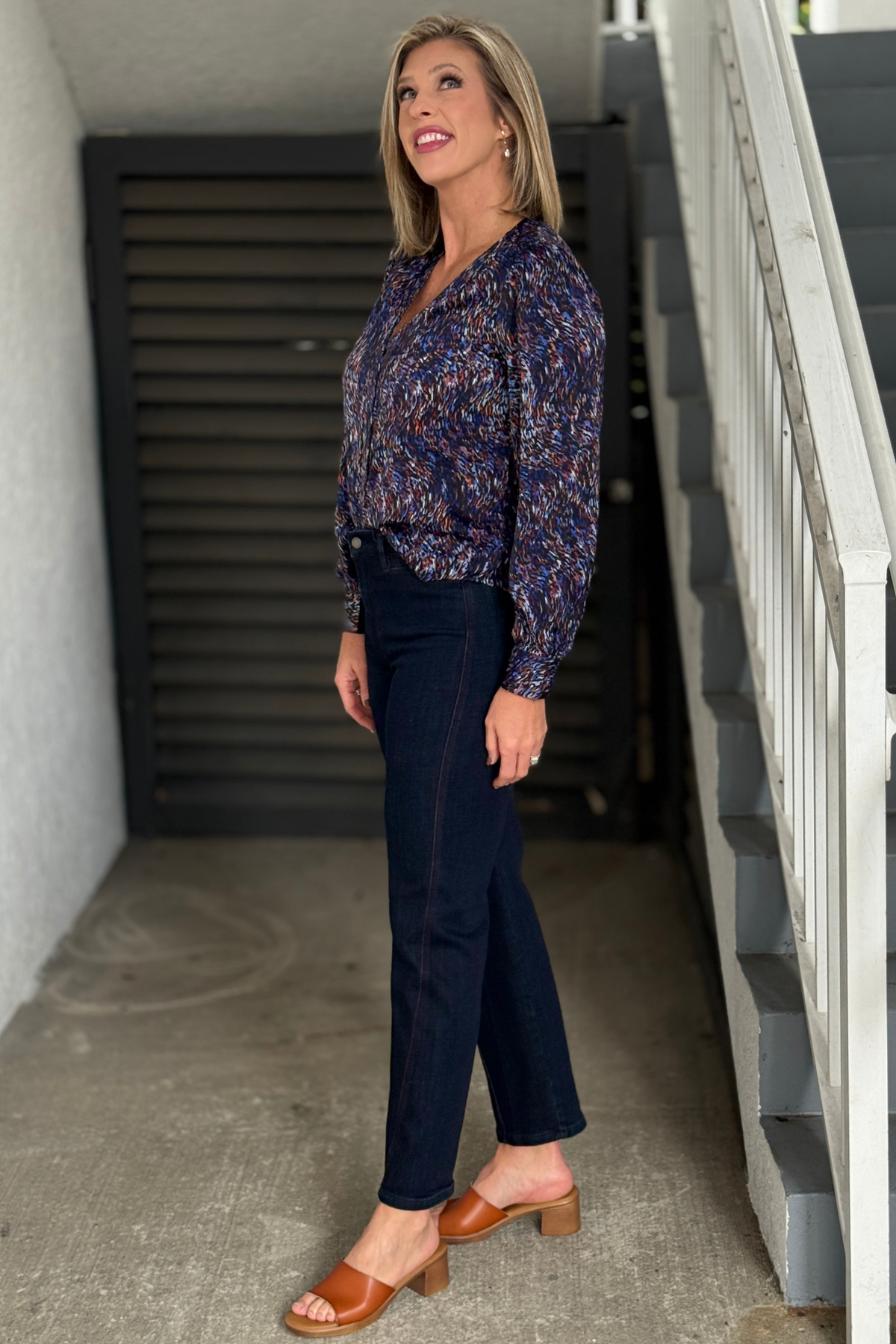Kennedy mid-rise straight leg jeans with contrast stitch detail