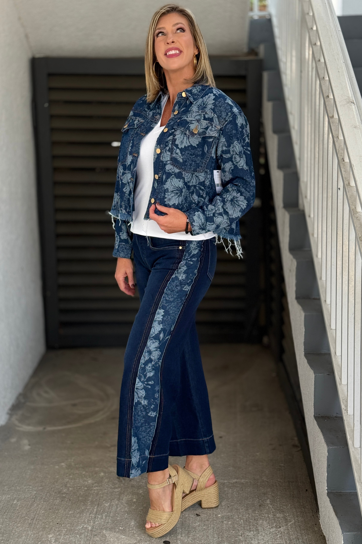 Side view of Liverpool Stride Indigo Gardens wide leg jeans