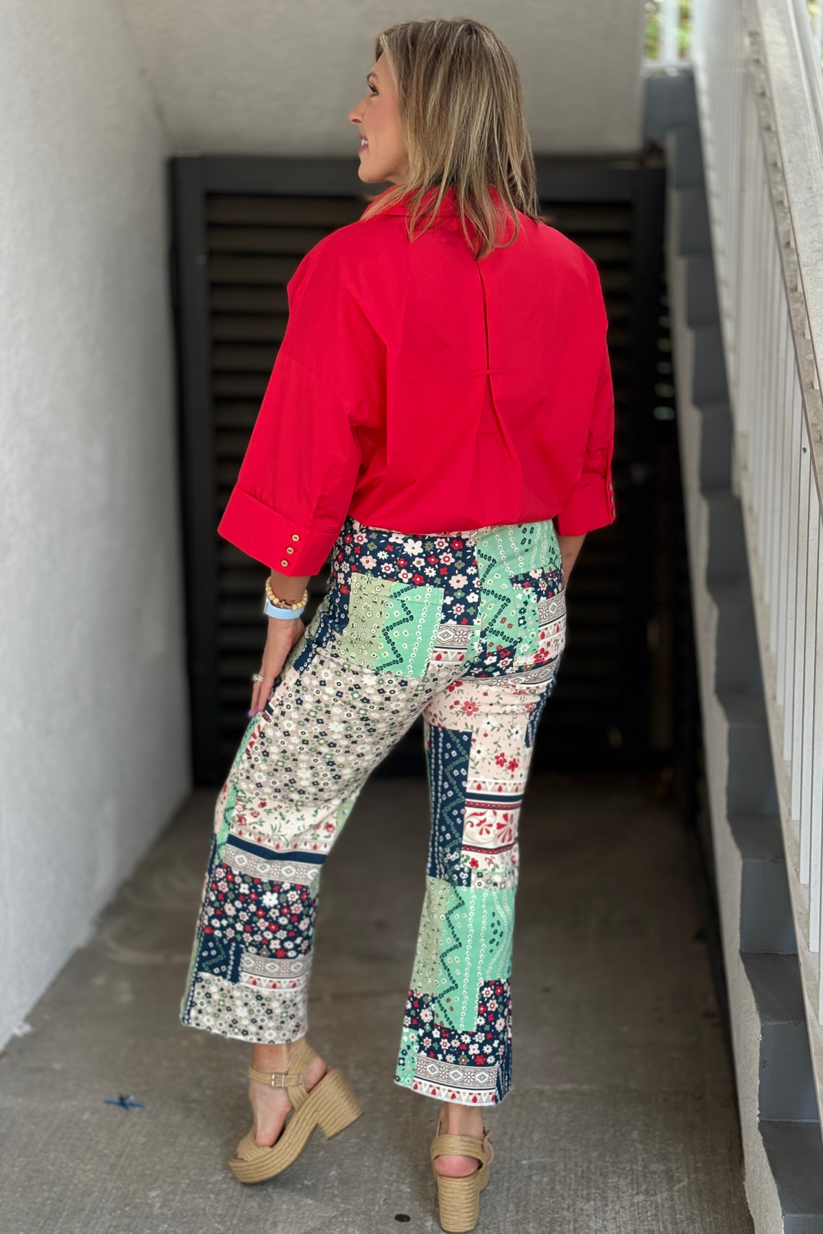 Colorful floral cropped flare pants