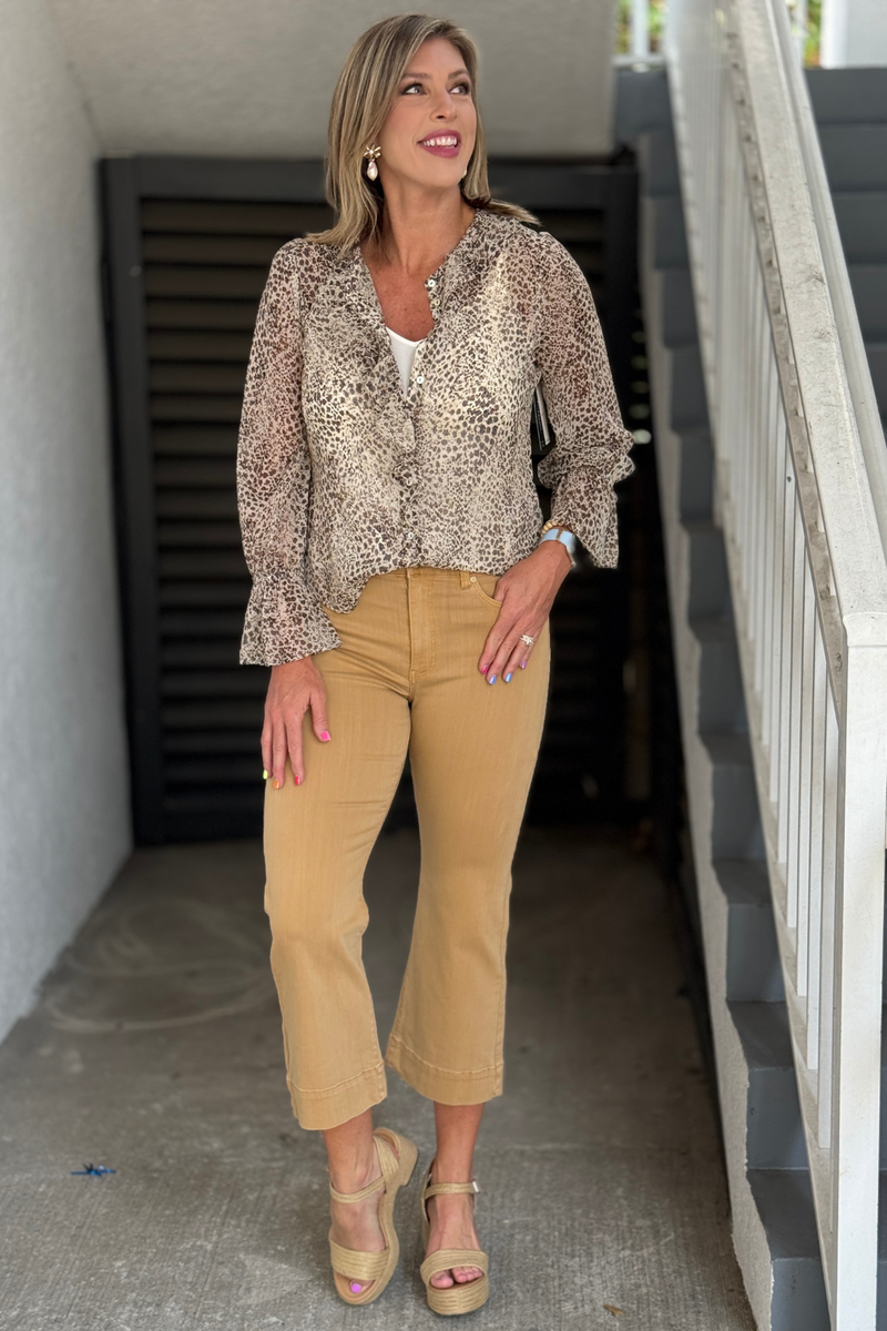 Liverpool straw crop flare jeans side detail