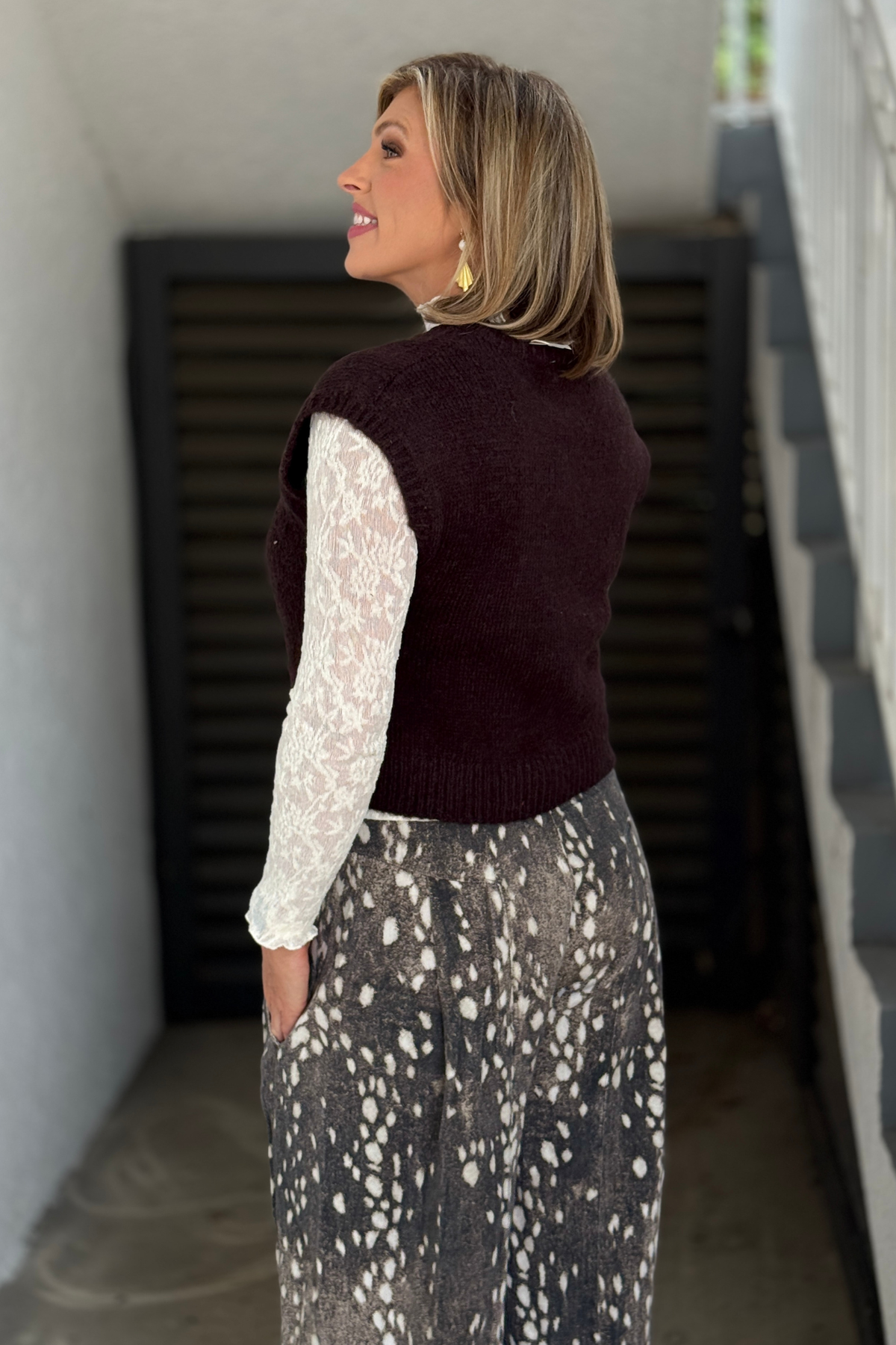 Women’s boutique animal graphic sweater vest in dark brown
